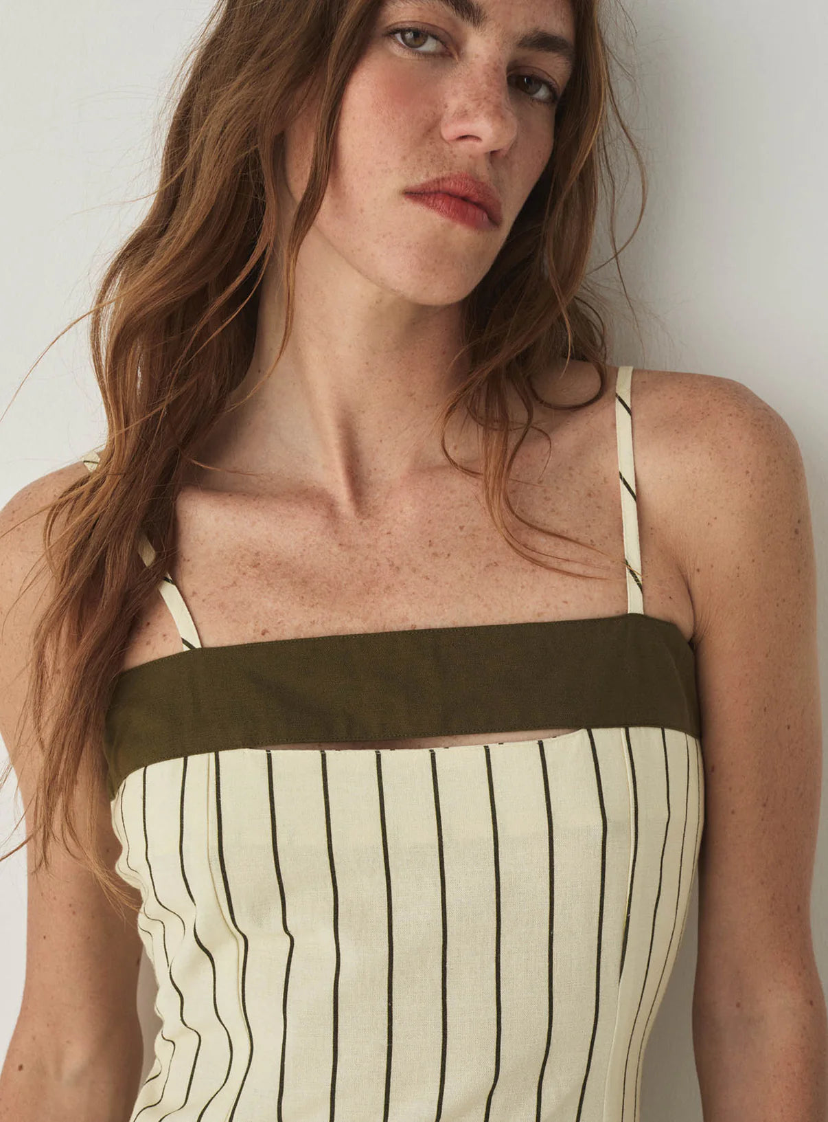 Robe Khaki Breeze - Laagam