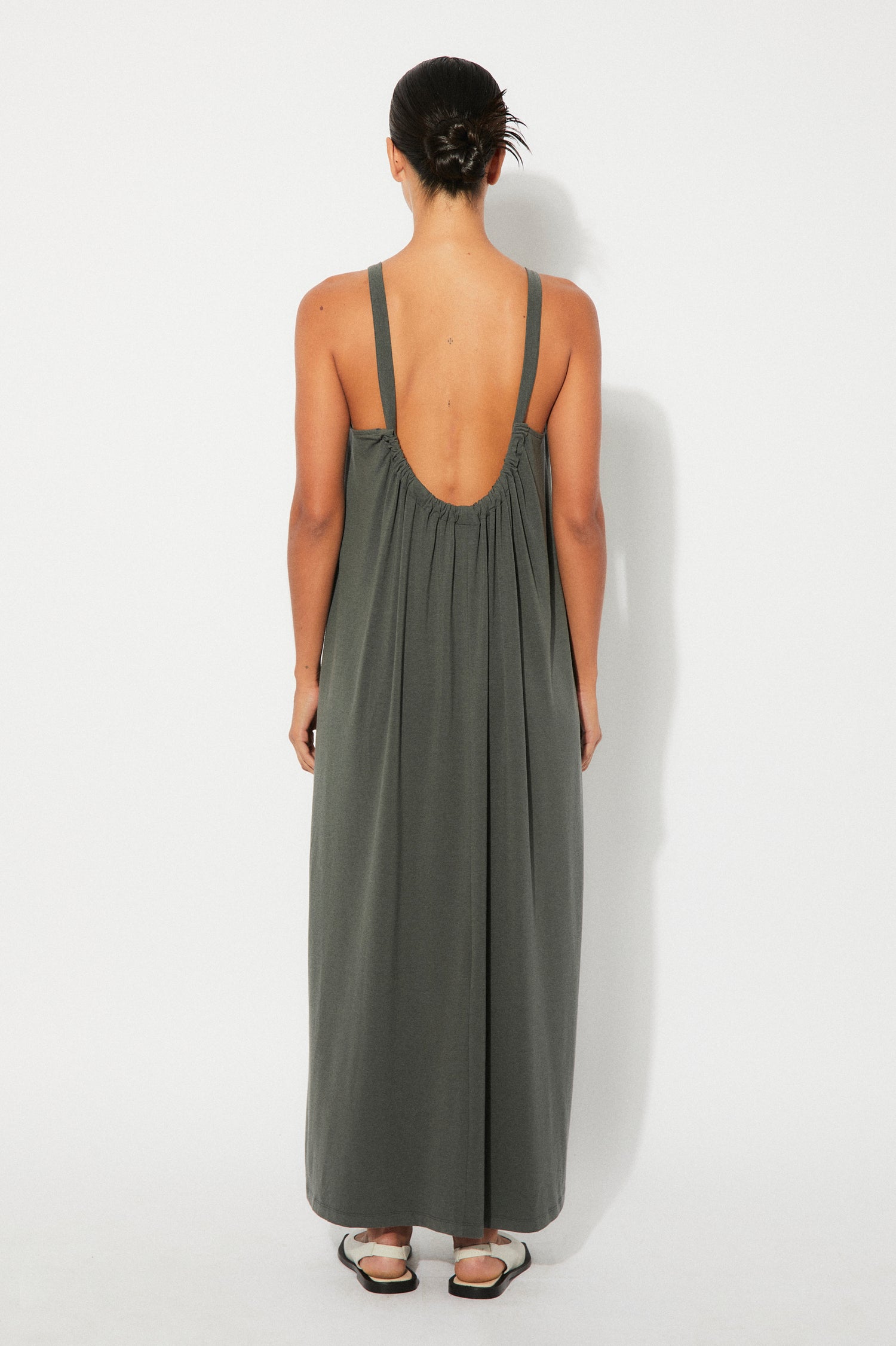 Robe Tendril - Rita Row