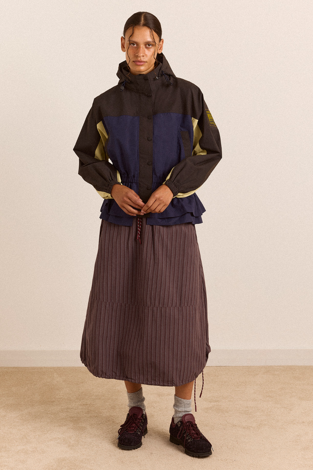 Jupe midi Lainey rayée bordeaux - Damson Madder, photo 3