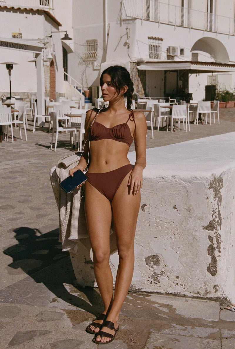 Top Thabita Marron - Nénés