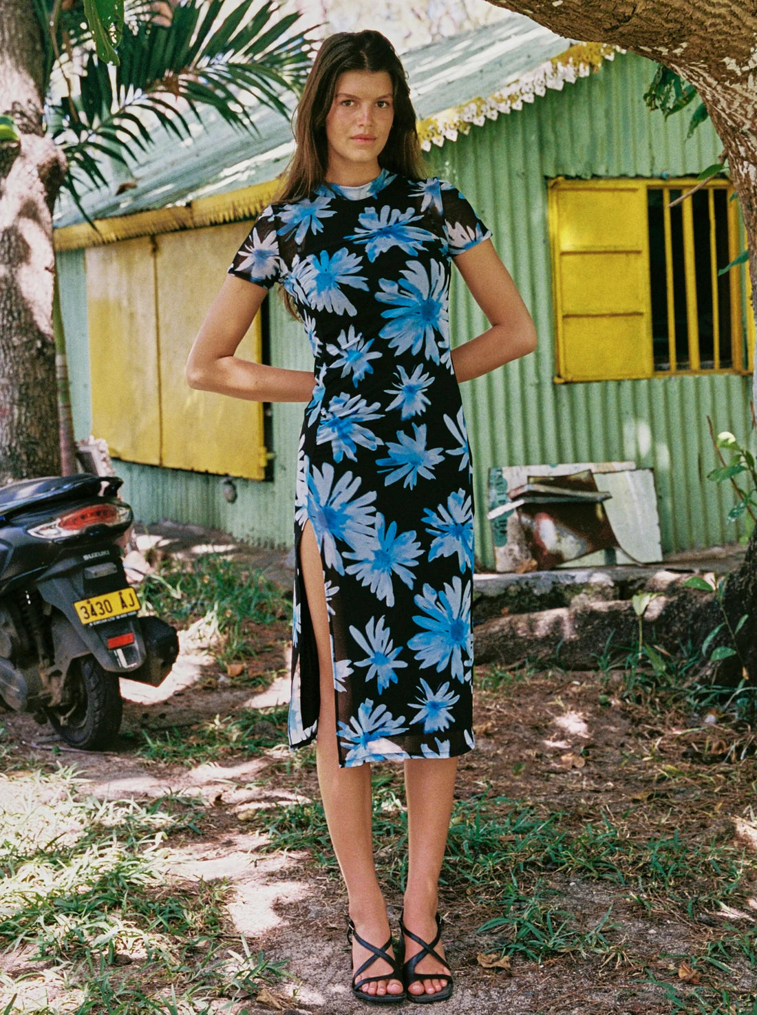 Robe Neon Daisies - Noo