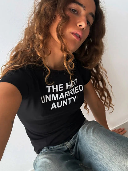 T-shirt Hot Unmarried Aunty - Susmie&