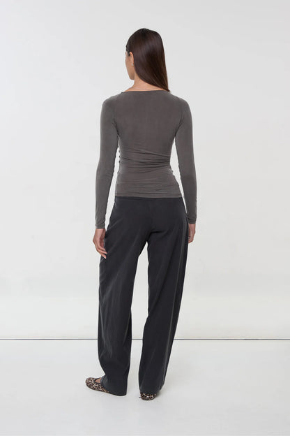 Top Kylie Cupro Wrap - Peachy Den