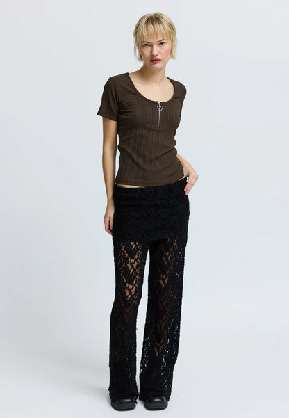 Pantalon Helena - RÉSUMÉ