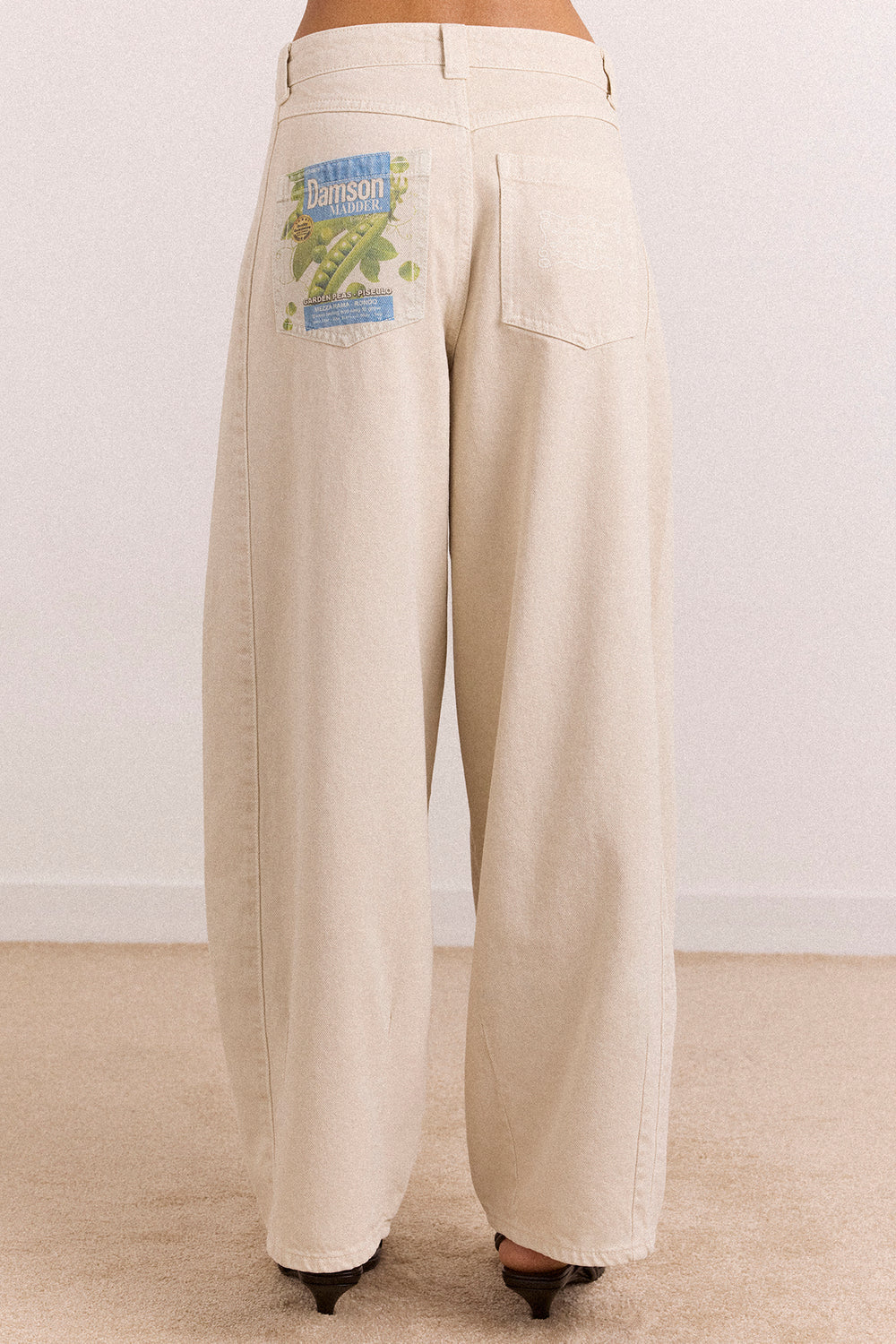 Jean Barrel Ecru Erika - Damson Madder