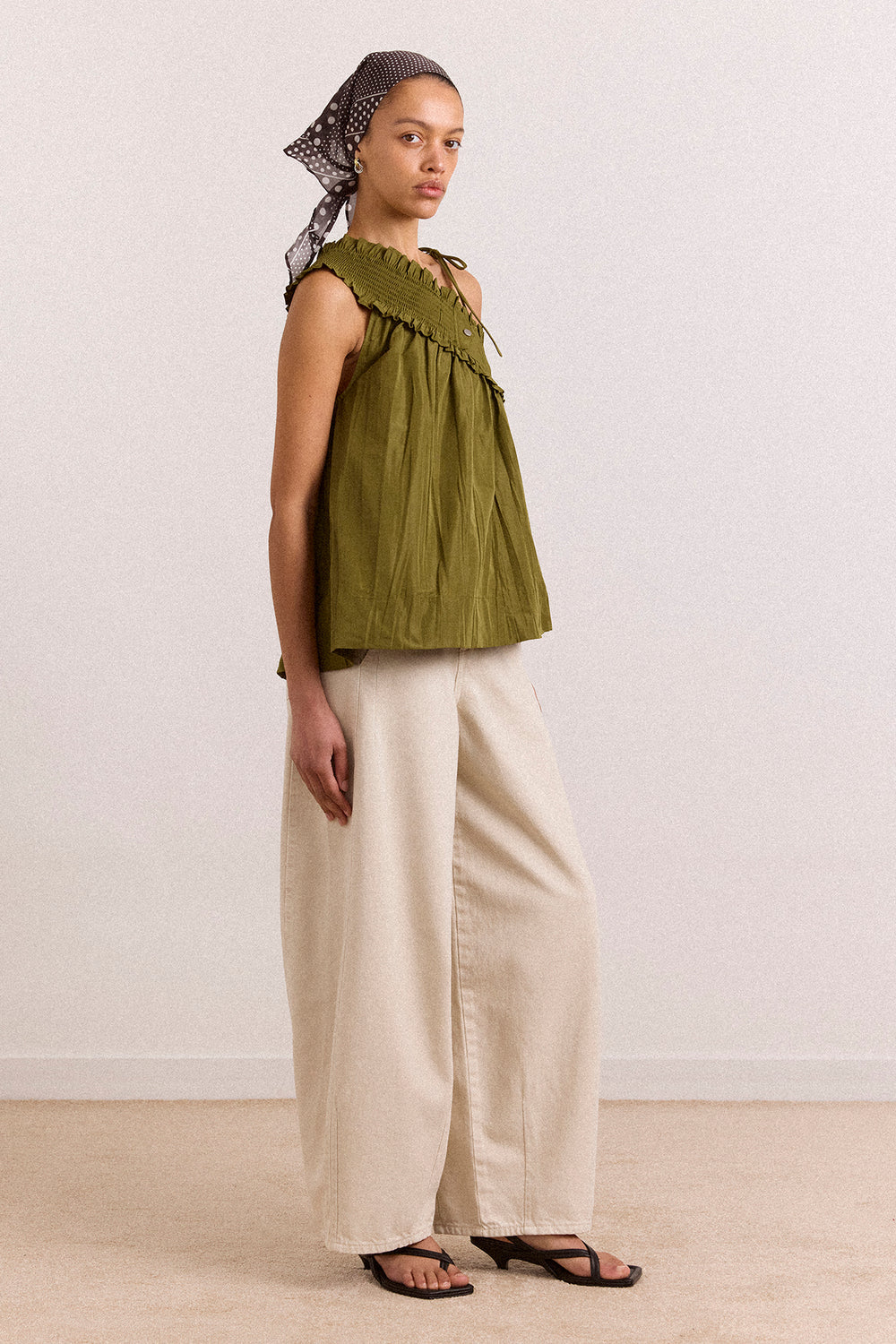 Jean Barrel Ecru Erika - Damson Madder