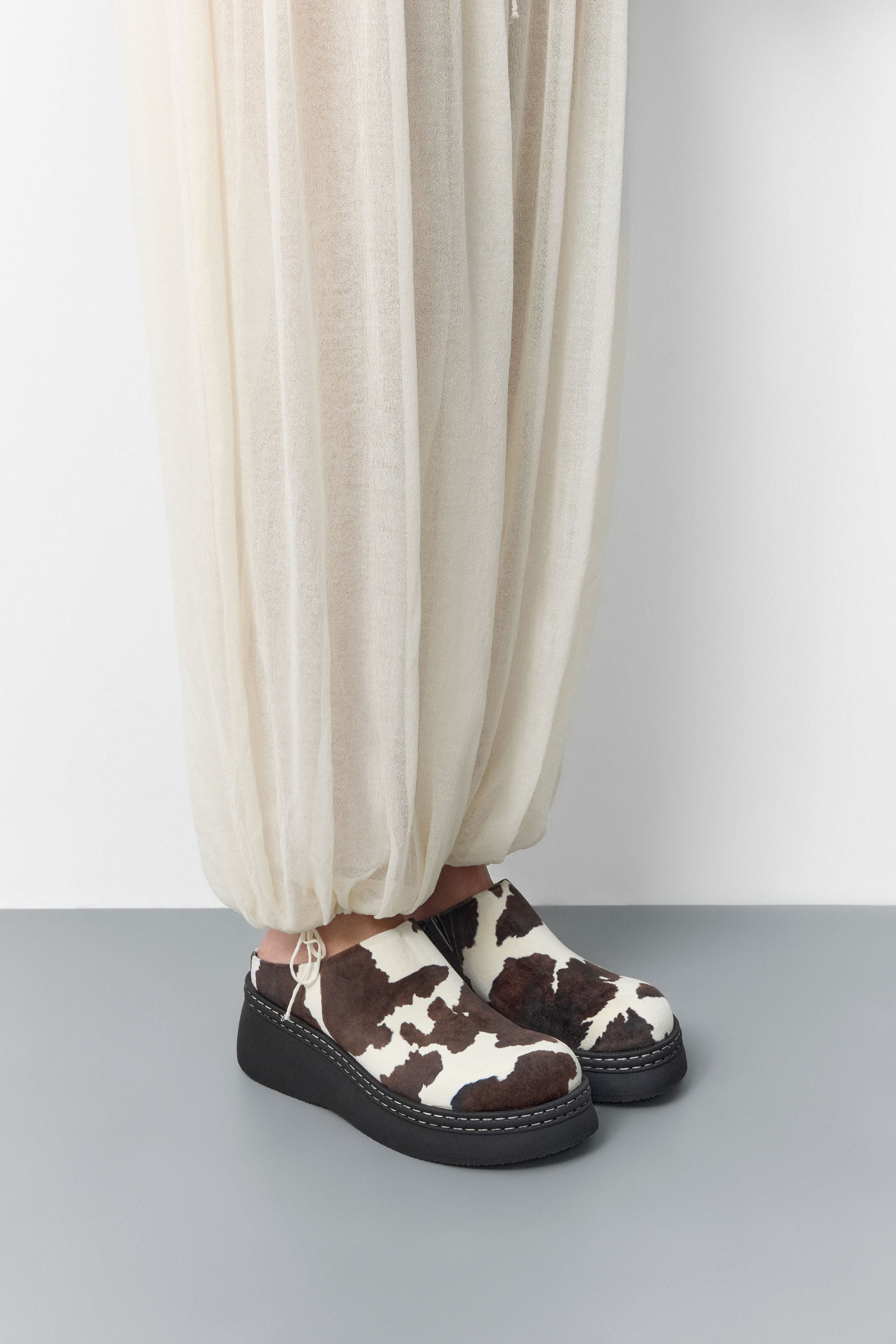Mules Vache Kristi - Miista