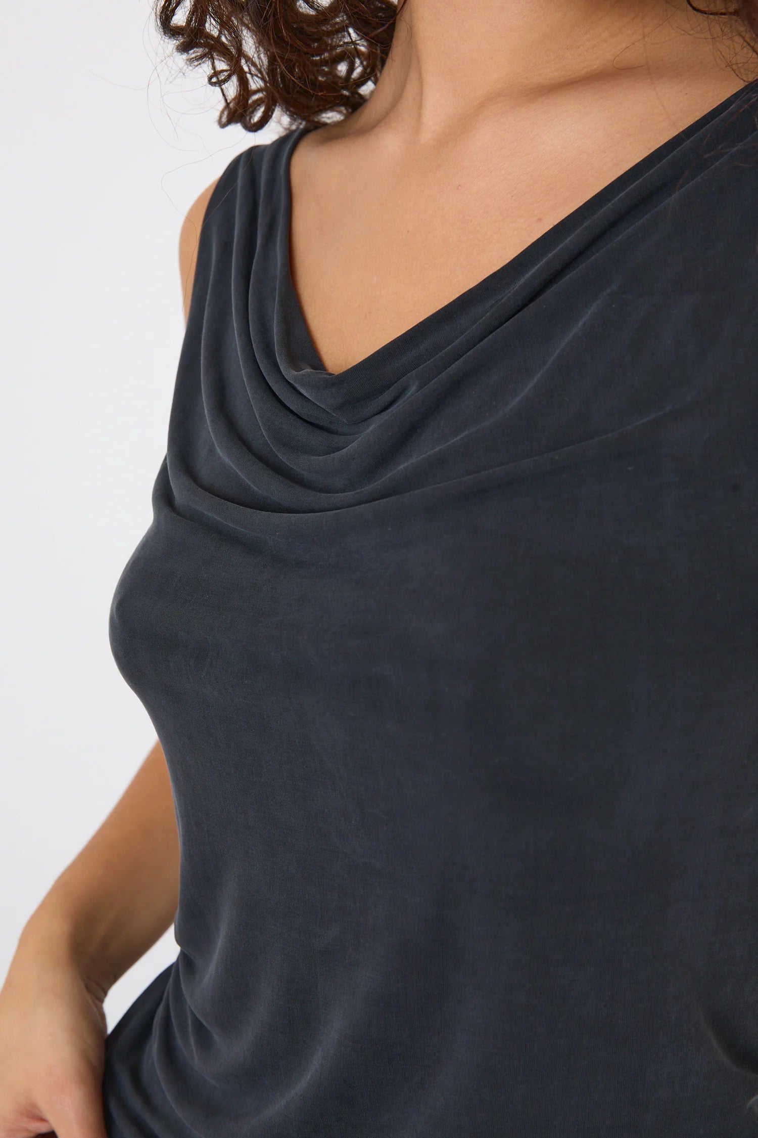 Top Kylie Graphite - Peachy Den