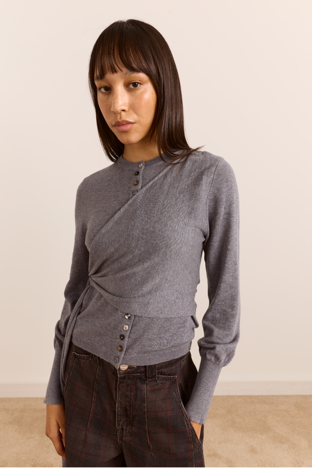 Cardigan cache-cœur Venna gris - Damson Madder, photo 8