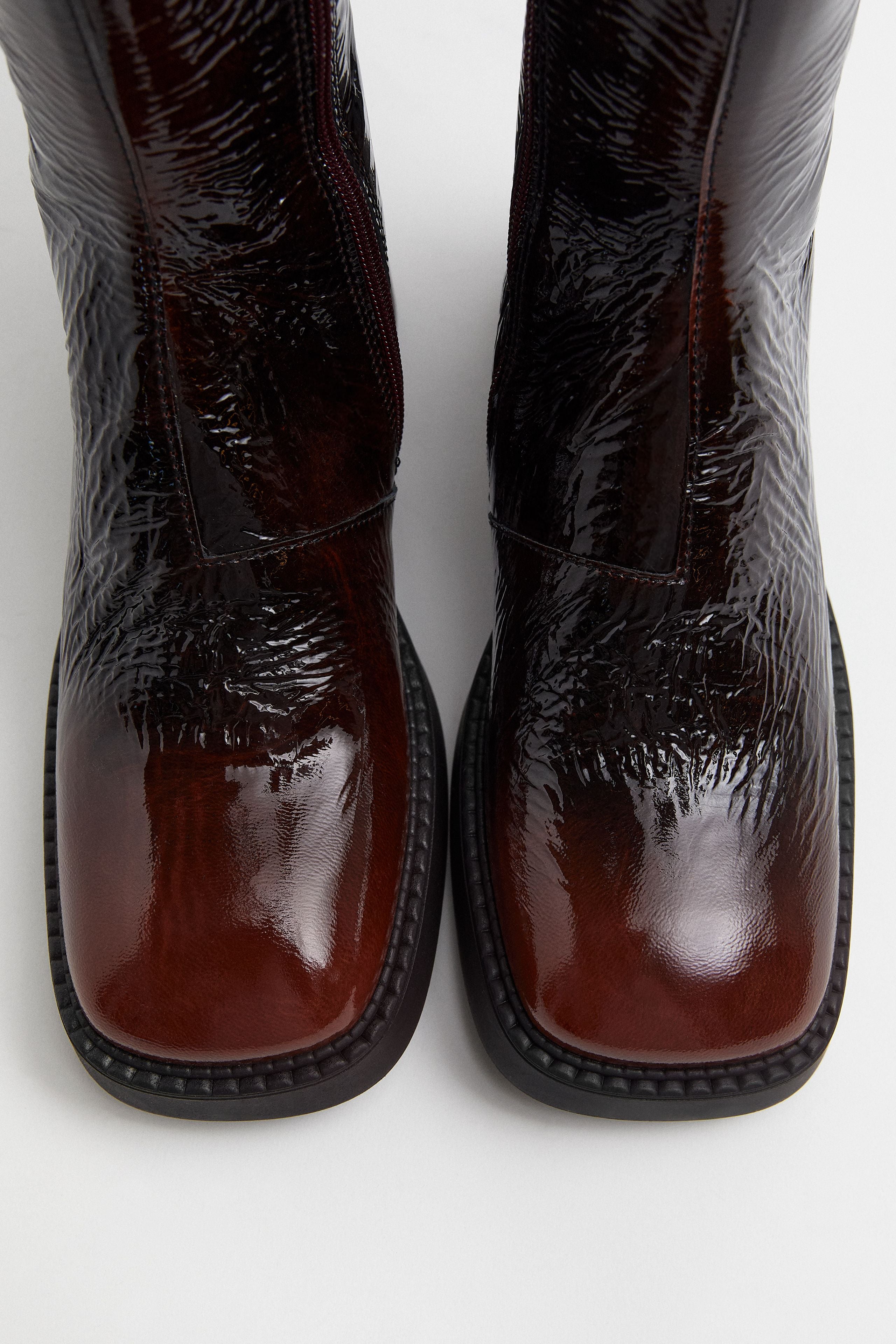 Bottes Yumi - Miista